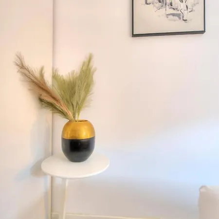 Διαμέρισμα Spacious 4 Bedrooms With Sea View Balcony Goslm-3