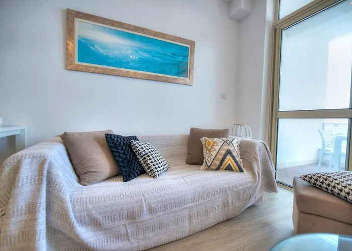 Διαμέρισμα Spacious 4 Bedrooms With Sea View Balcony Goslm-3 Σλιέμα