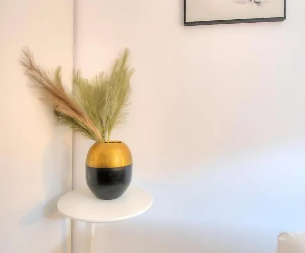 Διαμέρισμα Spacious 4 Bedrooms With Sea View Balcony Goslm-3