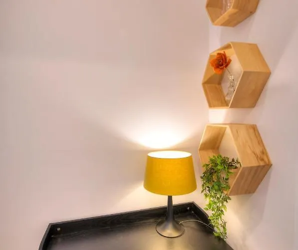 Spacious 4 Bedrooms With Sea View Balcony Goslm-3 Sliema