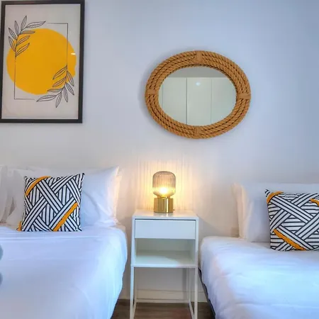 Spacious 4 Bedrooms With Sea View Balcony Goslm-3 아파트 *